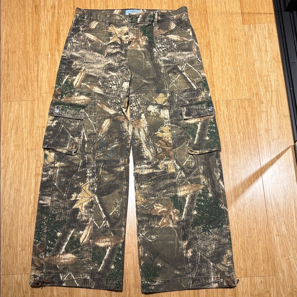REVICE Camouflage Flare & Wide Leg Jeans